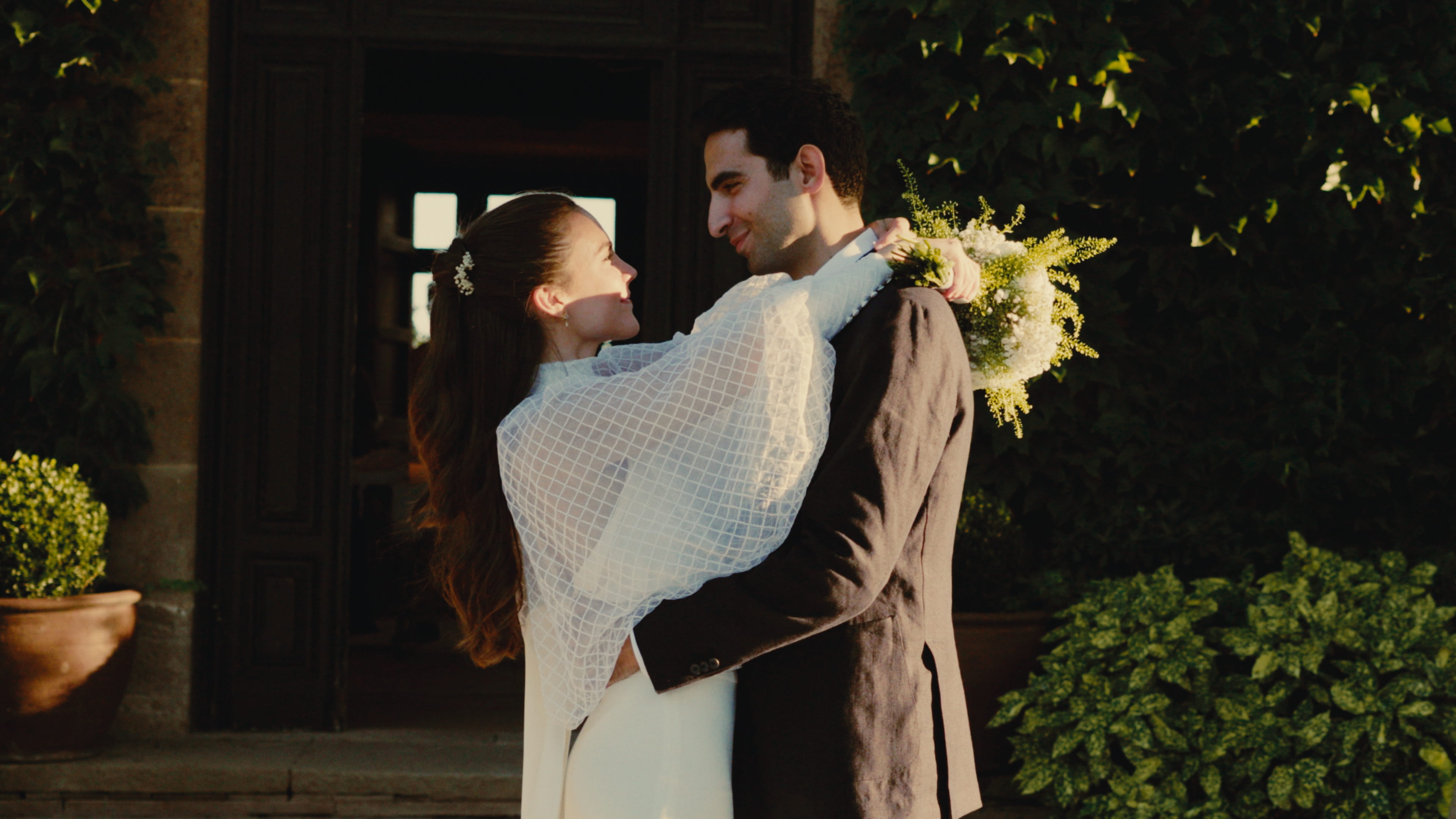 ESTEFI & SEIF frame 1