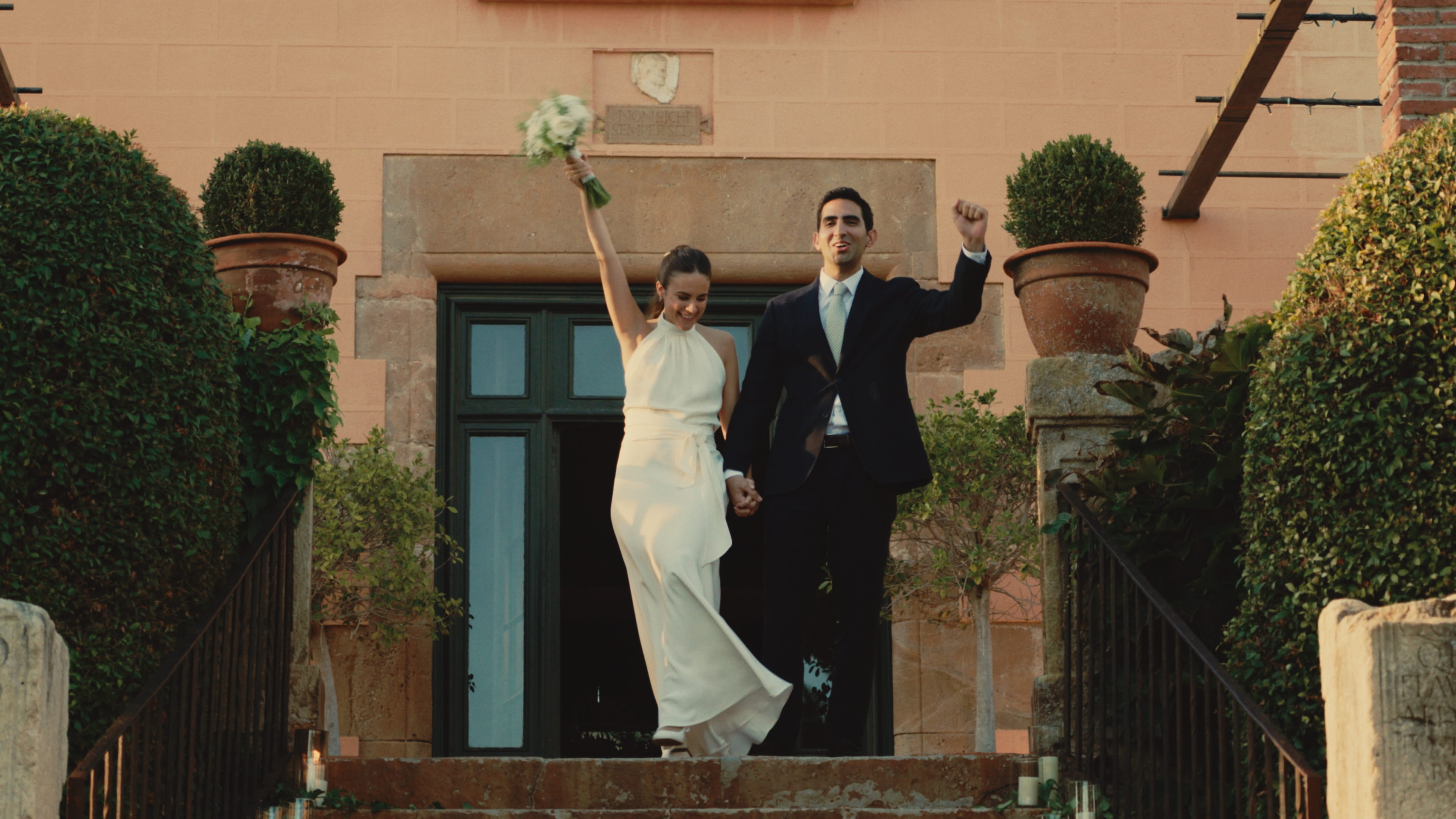 ESTEFI & SEIF frame 8