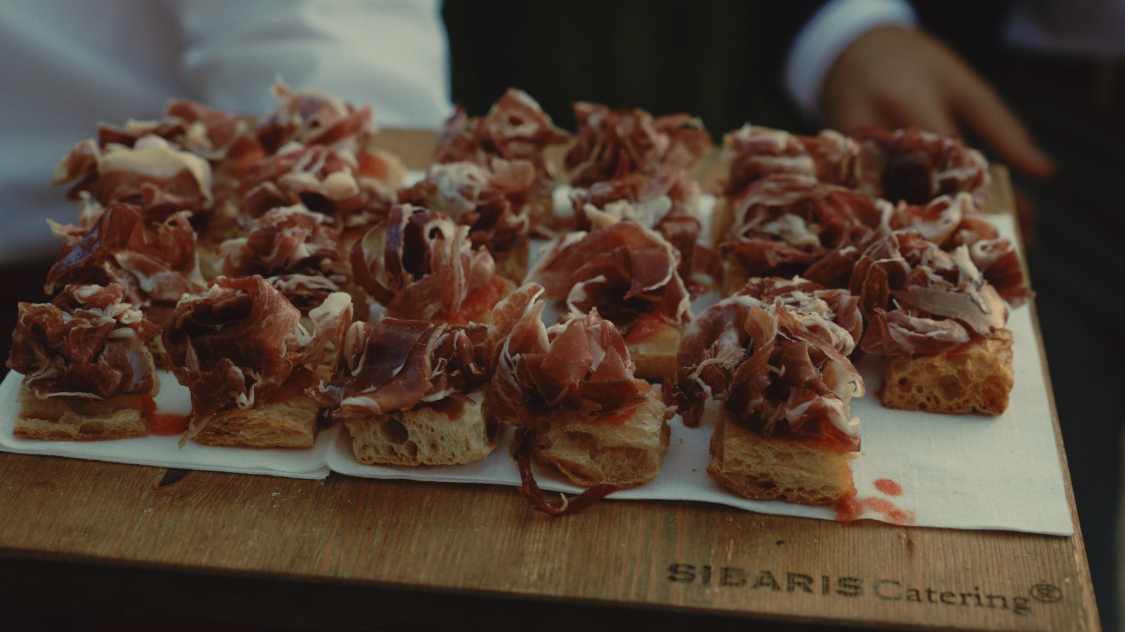 ESTEFI & SEIF frame 13