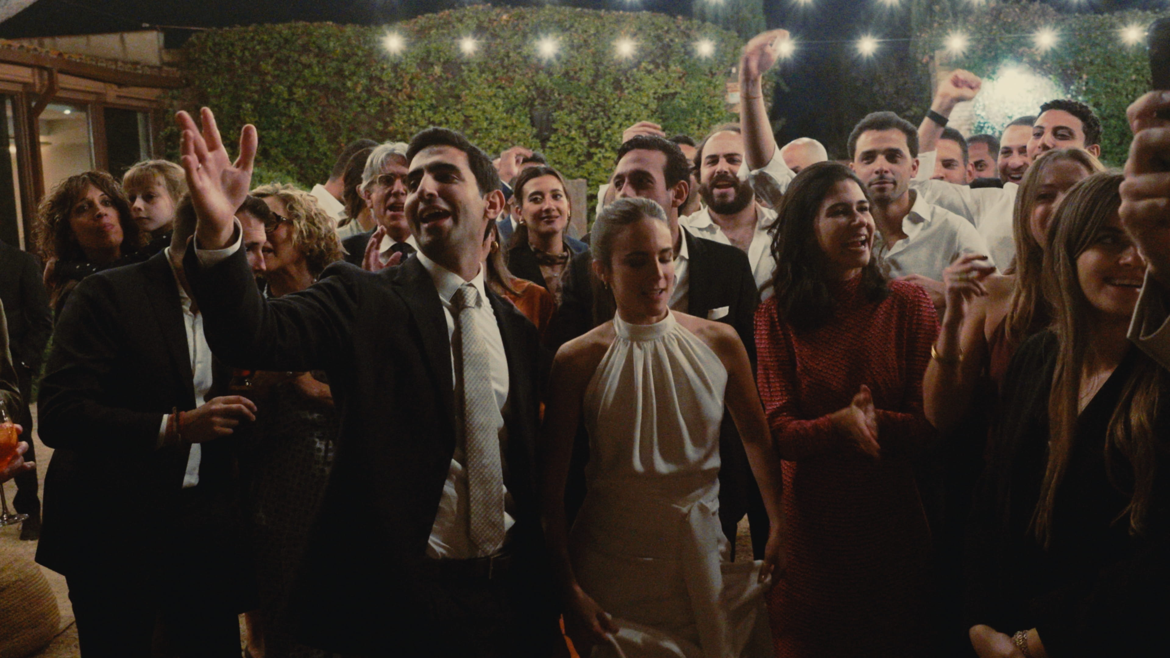 ESTEFI & SEIF frame 16